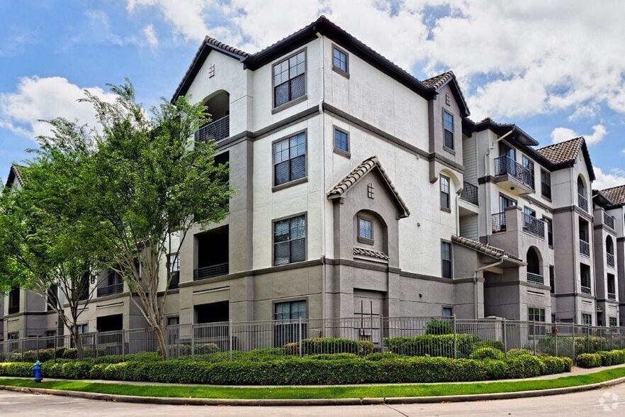 Portico Kirby Houston Tx Apartment Finder