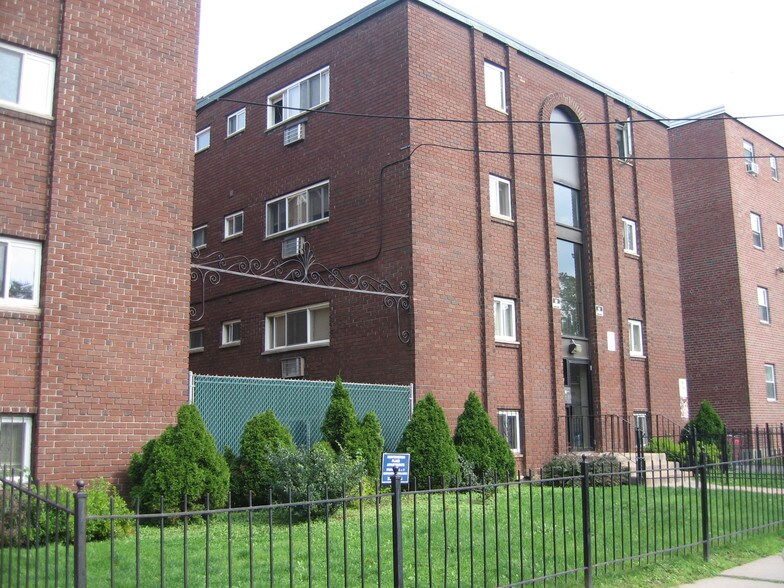 Huntington Place Apartments Hartford, CT Apartment Finder