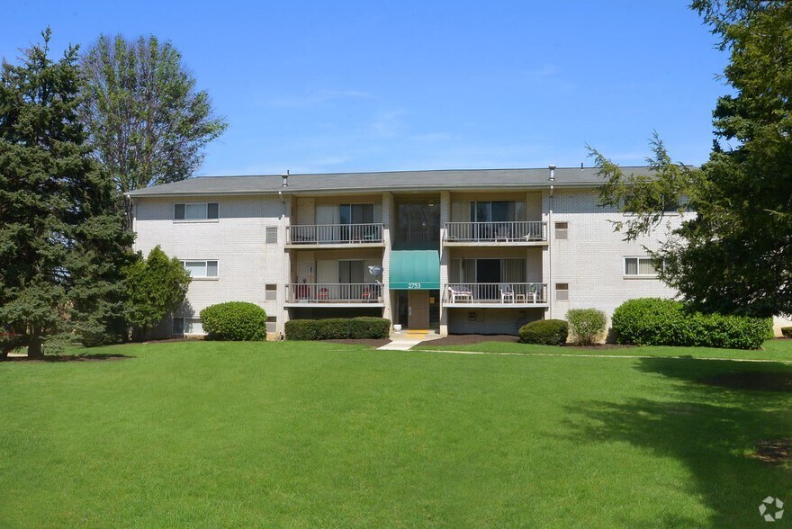 Suburban Park Apartments Reviews Suburban Park Apartments Reviews