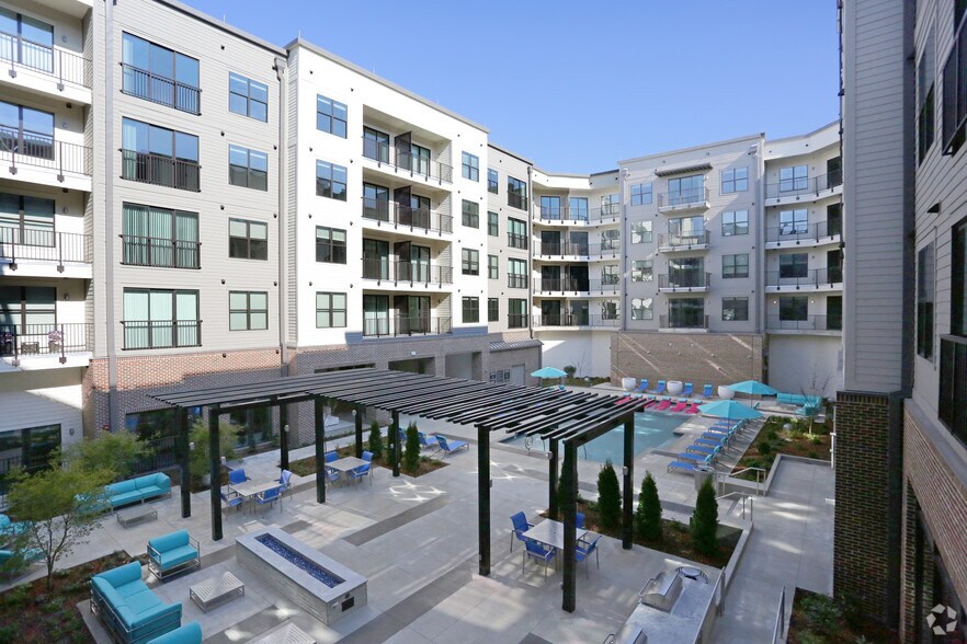 The Avenue Huntsville Huntsville, AL Apartment Finder