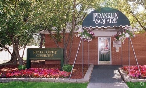 Franklin Square Apartments Livonia Mi Franklin Square Apartments Livonia Mi