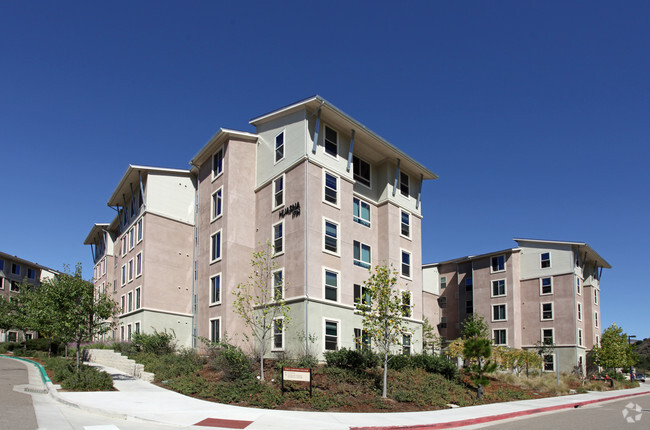 tour-the-new-student-housing-complex-and-dorms-at-cal-poly-san-luis