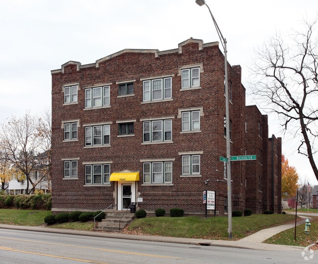 Irvington Arms Apartments Indianapolis, IN Apartment Finder