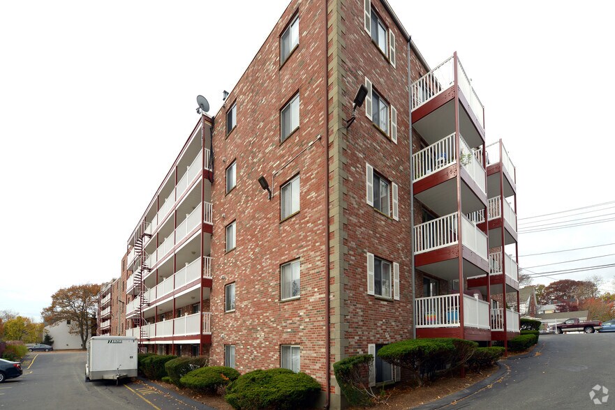 Studio Apartment Quincy Ma towne house apartments - quincy, ma | apartment finder Studio Apartment Quincy Ma towne house apartments - quincy, ma | apartment finder