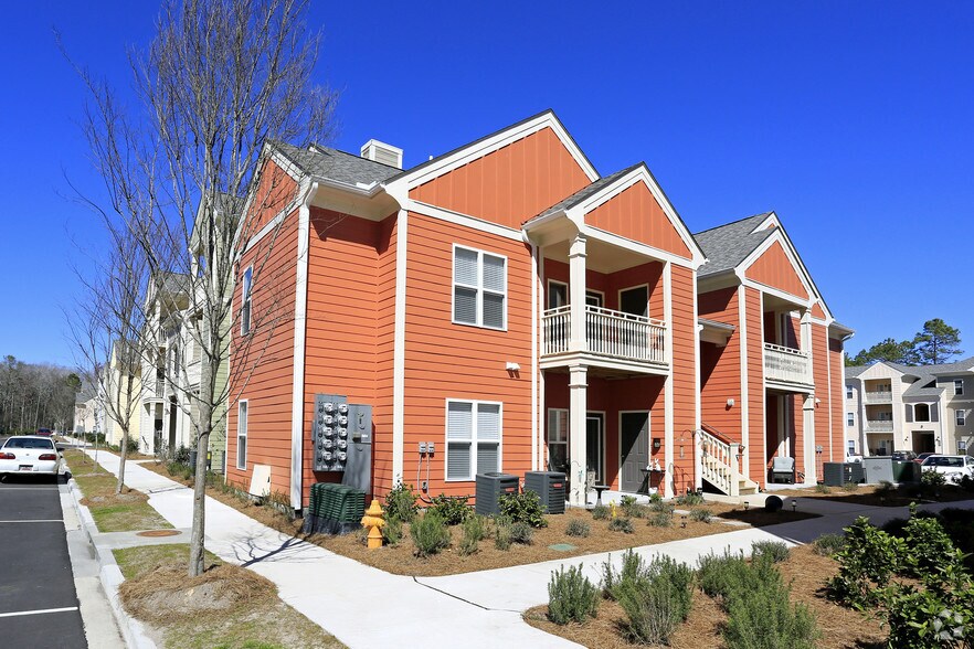 The Apartments at Shade Tree Johns Island, SC Apartment Finder