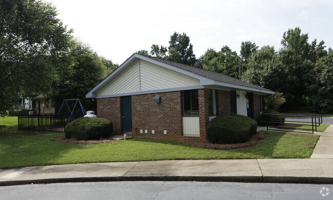 Edgewood Apartments For Rent Edgewood Apartments For Rent