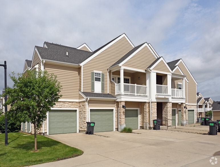 Mansions at Jordan Creek West Des Moines, IA Apartment Finder