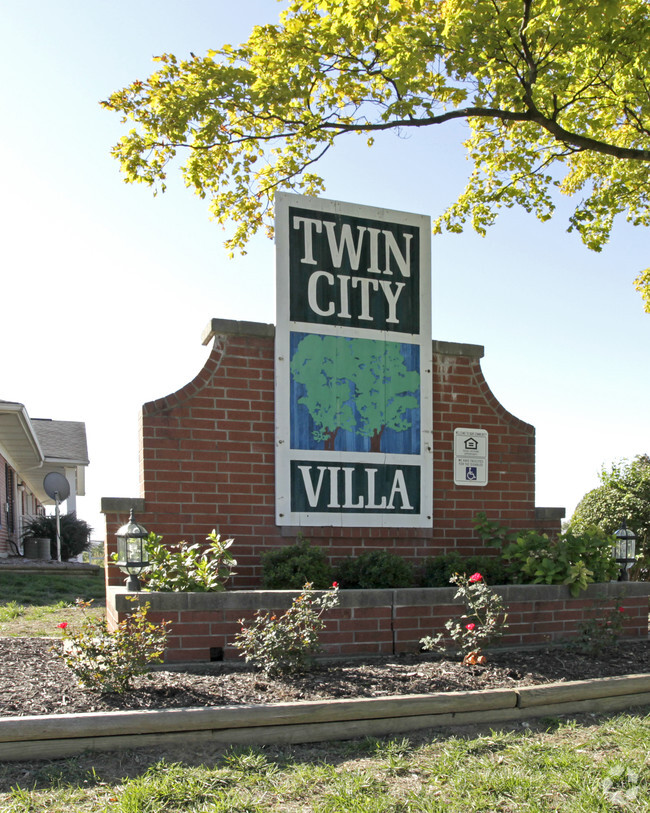 Twin City Villa - Festus, MO | Apartment Finder