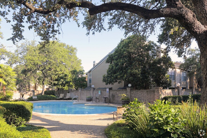 Canyon Oaks Apartments - San Antonio, TX | Apartment Finder Canyon Oaks Apartments - San Antonio, TX | Apartment Finder