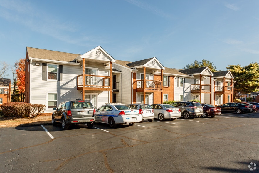 Shadowbluff Apartments Nashville, TN Apartment Finder