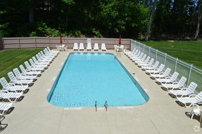 Canton Apartments with Balcony - Patio Apartments in Canton, OH Canton Apartments with Balcony - Patio Apartments in Canton, OH