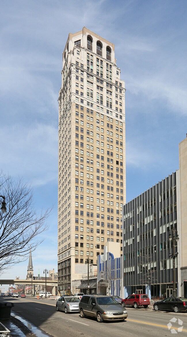 Broderick Tower Detroit, MI Apartment Finder
