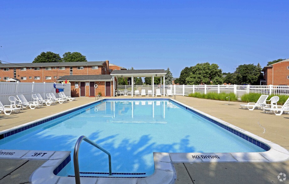 Woodland Gardens Royal Oak, MI Apartment Finder