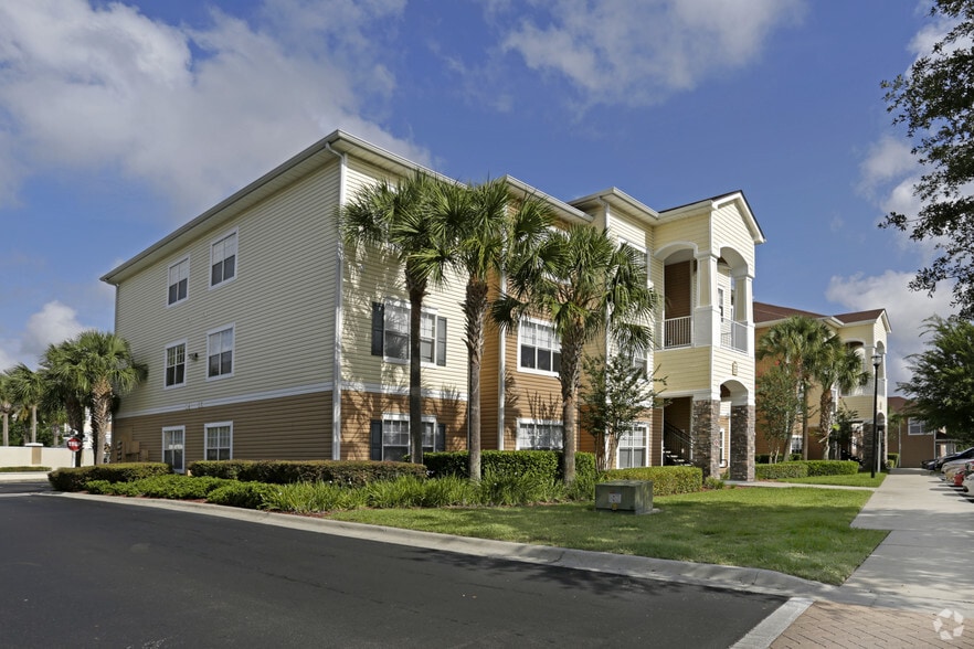 GrandeVille on Saxon Orange City, FL Apartment Finder