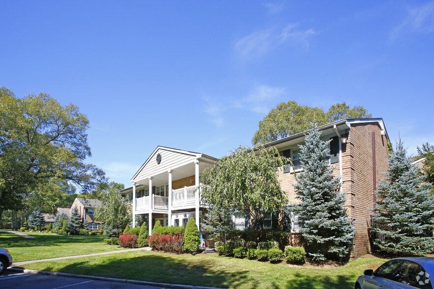 Fairfield At Selden Selden, NY Apartment Finder