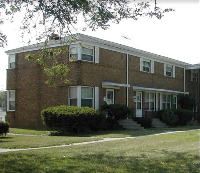 Boulevard North Townhomes Hammond, IN Apartment Finder