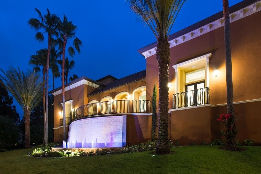 27 Seventy Five Mesa Verde Costa Mesa, CA Apartment Finder