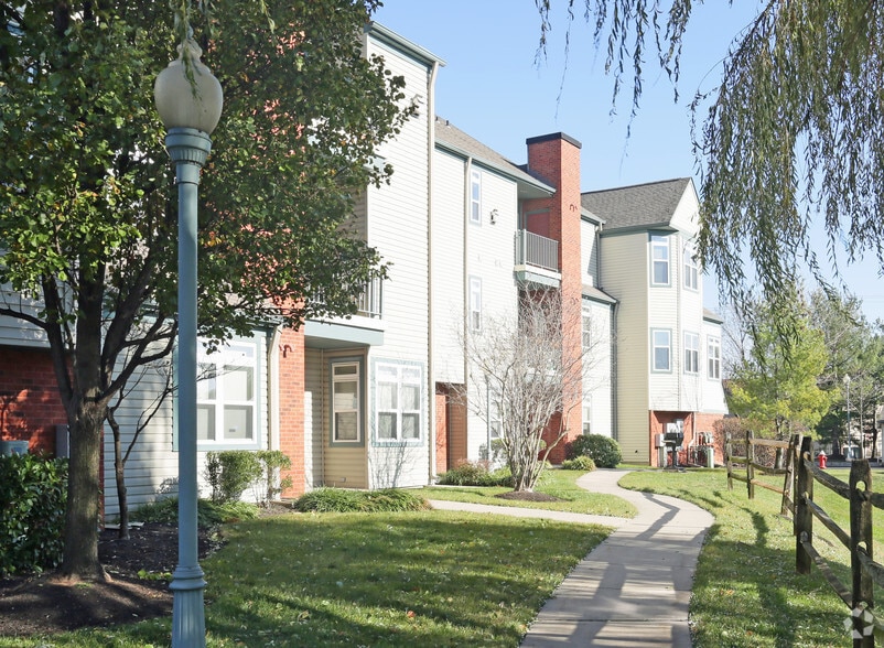 View Apartments Cherry Hill, NJ Apartment Finder