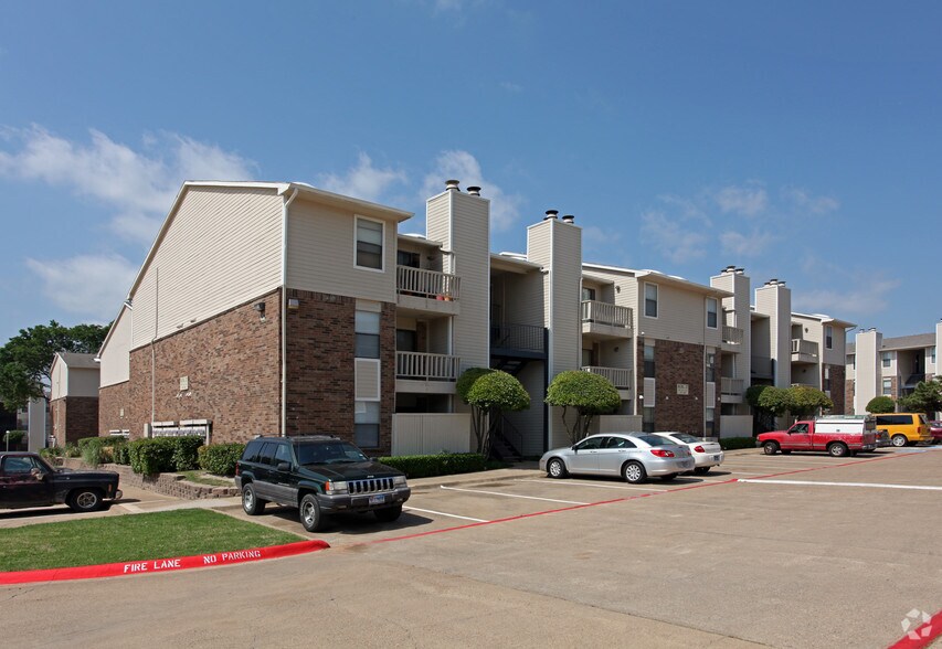 Riverbend Lancaster, TX Apartment Finder