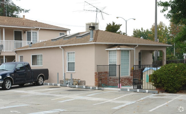 Mathilda Garden Apartments Mathilda Garden Apartments