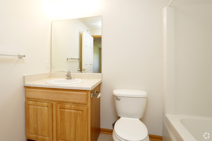 Bathroom Cabinets Lincoln Ne mystic pines - lincoln, ne | apartment finder Bathroom Cabinets Lincoln Ne mystic pines - lincoln, ne | apartment finder