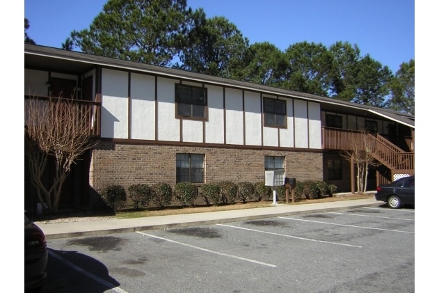 Primary Photo English Village Apartments Primary Photo English Village Apartments