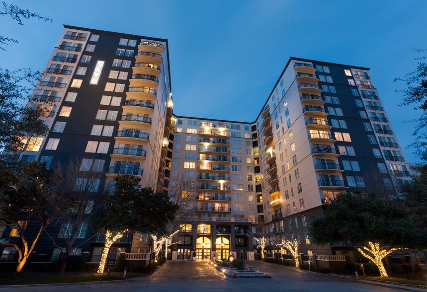 SKYE of Turtle Creek Dallas, TX Apartment Finder