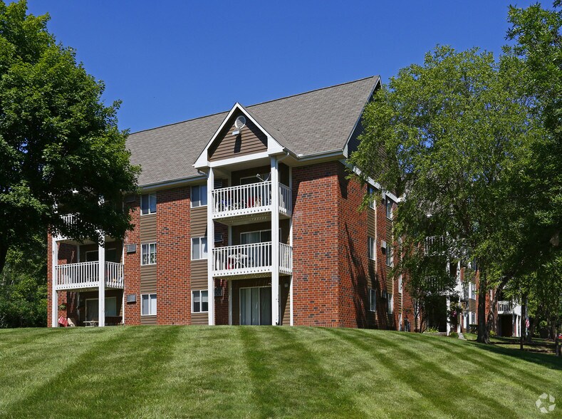 The Fitzgerald Apartment Homes Burnsville, MN Apartment Finder