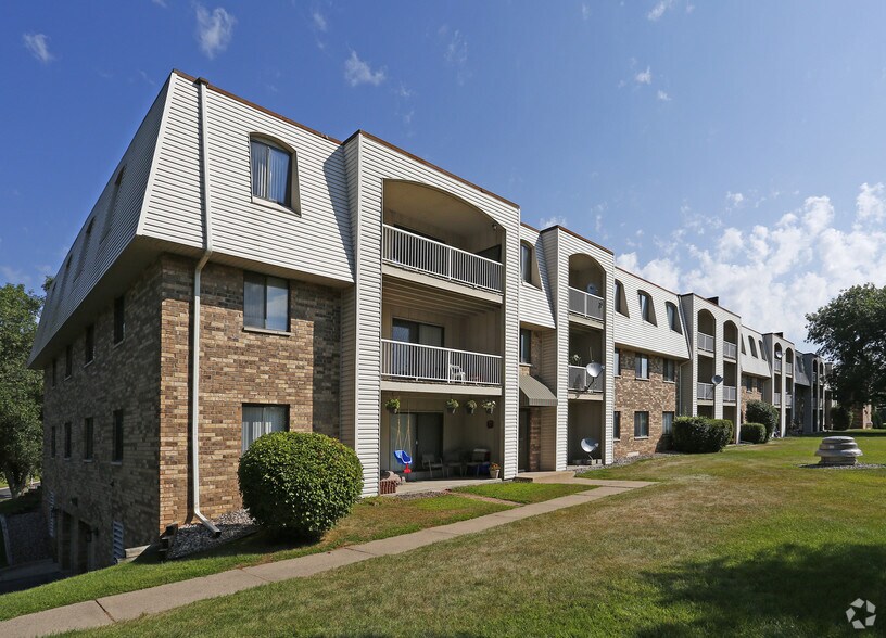 Willoway Apartments Burnsville, MN Apartment Finder