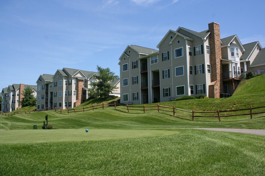 Fairway at Southpointe Canonsburg, PA Apartment Finder