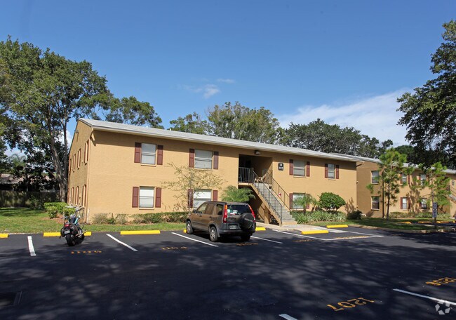 The Apartments At Oak Creek Clearwater Fl The Apartments At Oak Creek Clearwater Fl