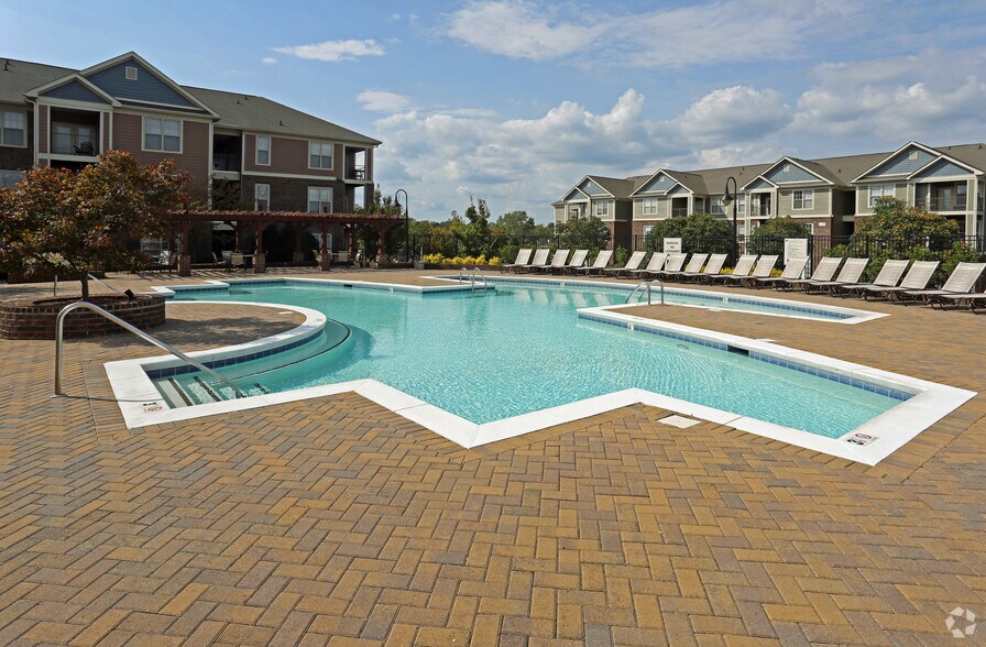 colonial grand at huntersville huntersville nc apartment finder colonial grand at huntersville huntersville nc apartment finder
