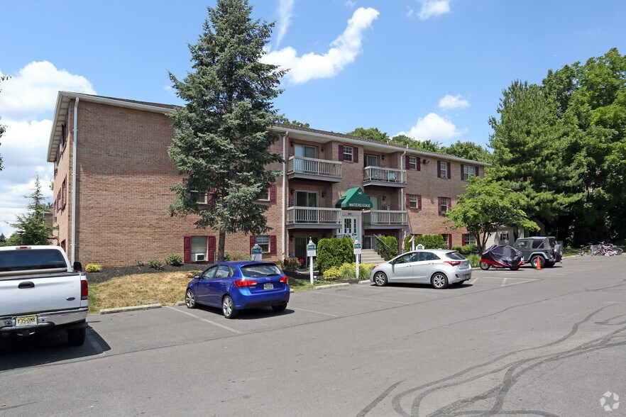 Waters Edge Bethlehem, PA Apartment Finder