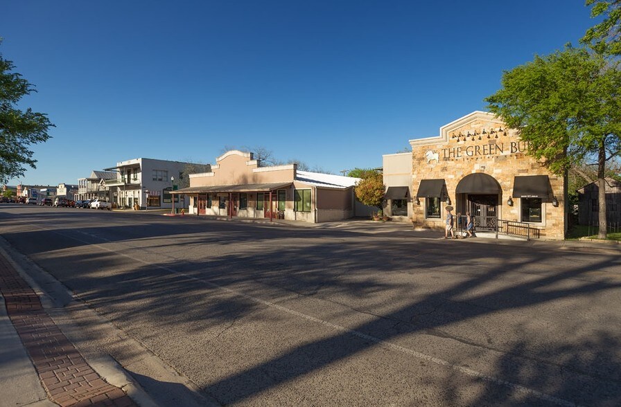 Park At Rialto San Antonio, TX Apartment Finder