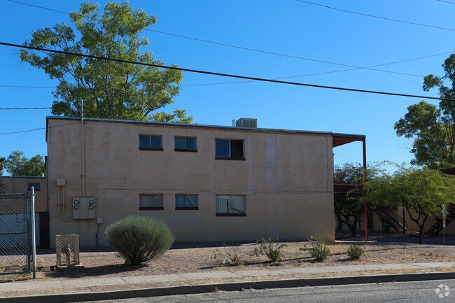 Las Casitas Village - Tucson, AZ | Apartment Finder