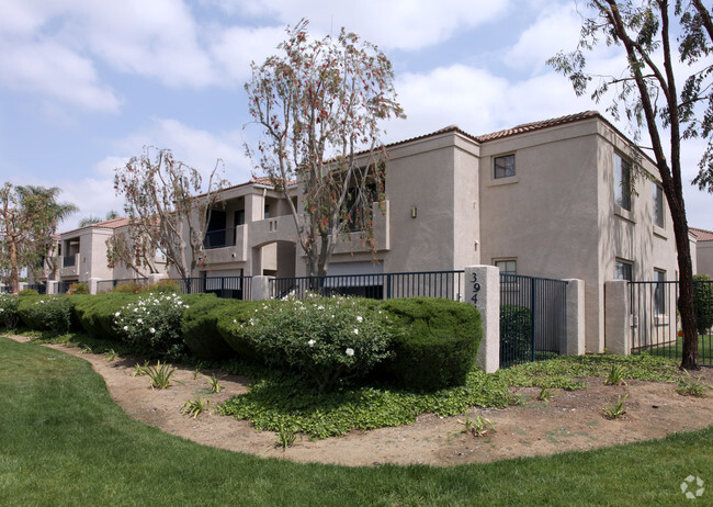 Brandon Place - Riverside, CA | Apartment Finder