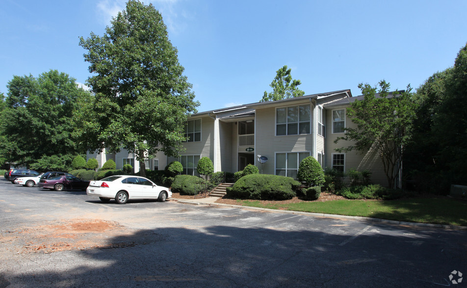 The Reserve Apartments - Lithonia, GA | Apartment Finder