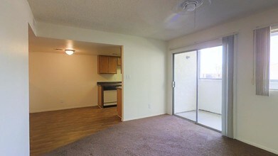 Tamarak Apartments - Tempe, AZ | Apartment Finder