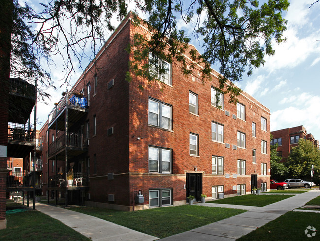 Rockwell Commons - Chicago, IL | Apartment Finder