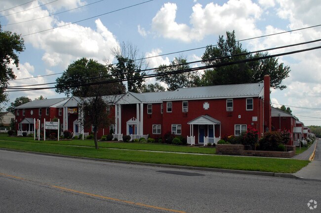 Chestnut Square Apartments Chestnut Square Apartments