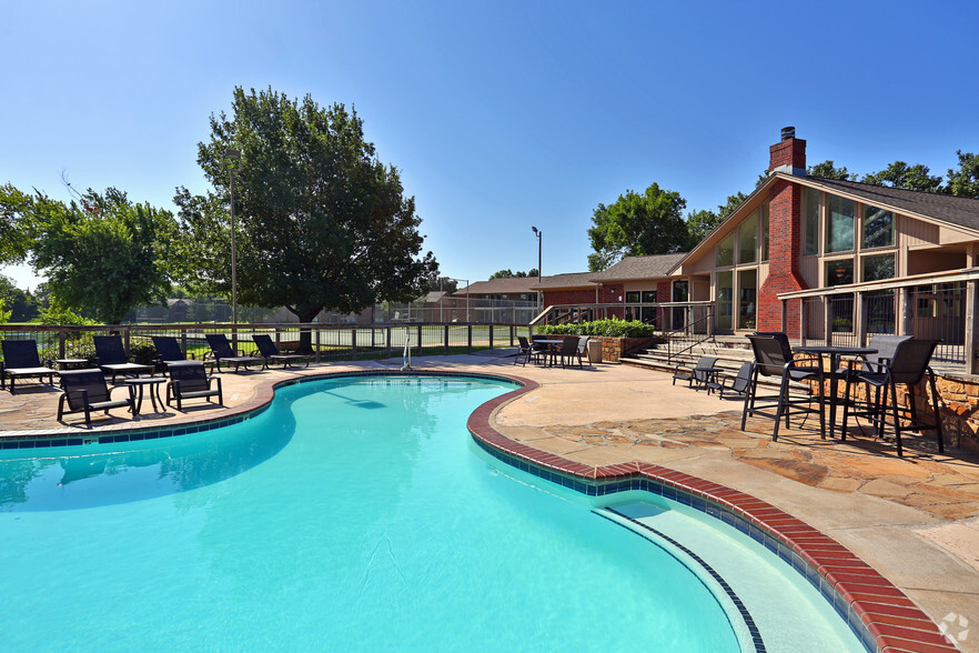 WatersEdge Apartments - Oklahoma City, OK | Apartment Finder