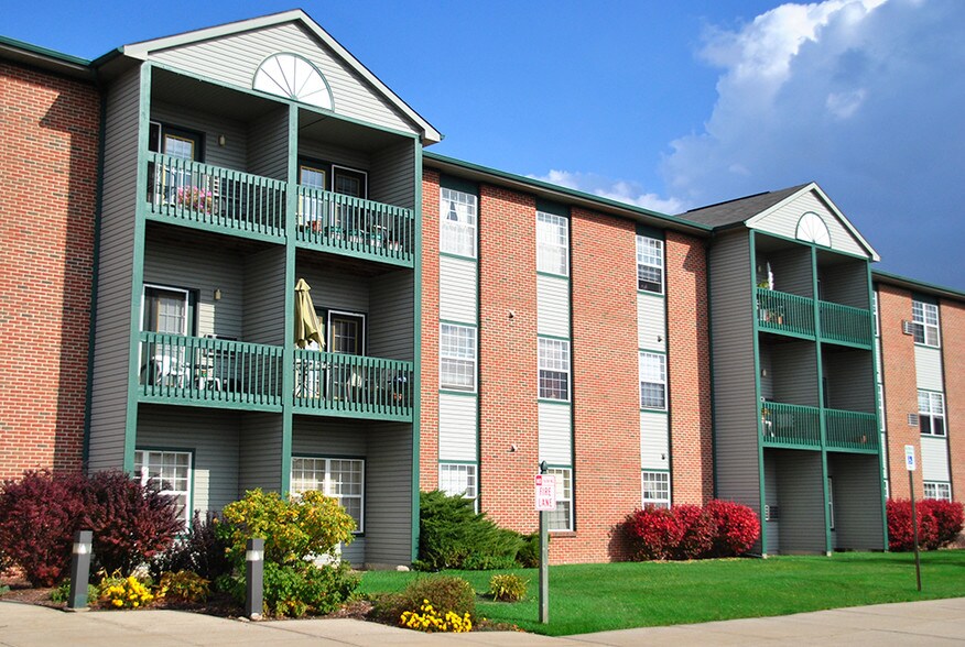 Wellington Woods Senior Apartments Kentwood, MI Apartment Finder