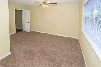Autumn Woods - Mobile, AL | Apartment Finder Autumn Woods - Mobile, AL | Apartment Finder