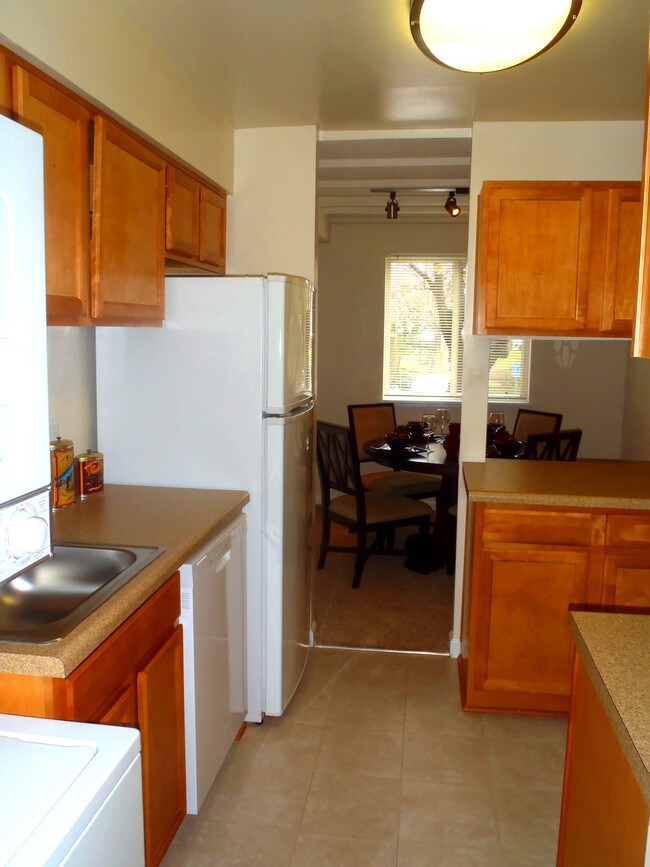 Fairfield Crossing Apartments Falls Church, VA Apartment Finder