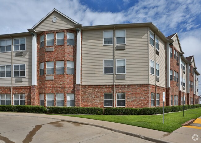 Greenfield Residences of Arlington Arlington, TX