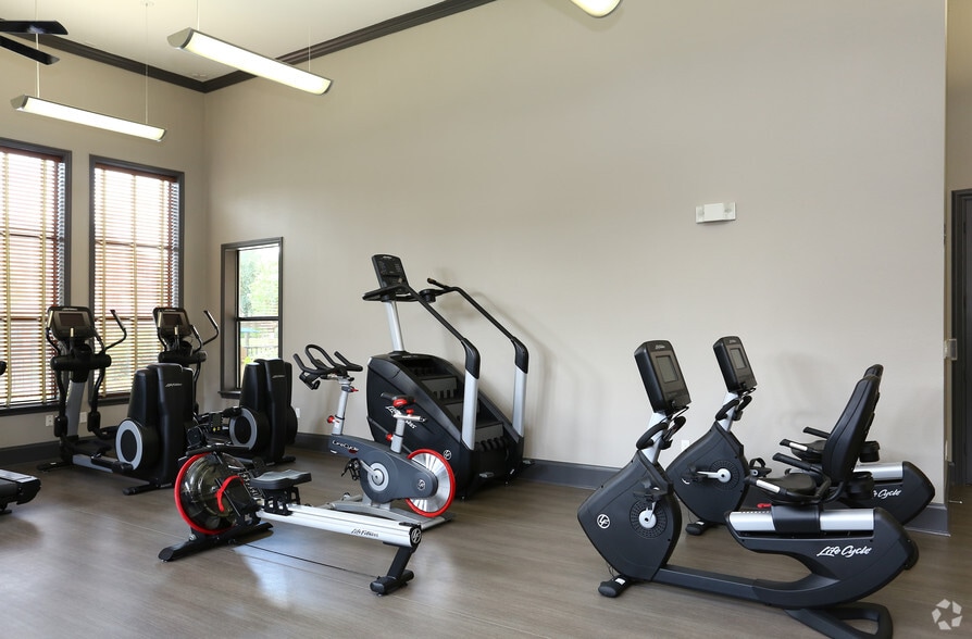 Onion Creek Luxury Apartments Austin, TX Apartment Finder