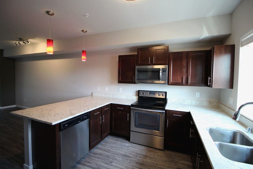 Mammoth Springs Apartments Sussex Wisconsin Mammoth Springs Apartments Sussex Wisconsin