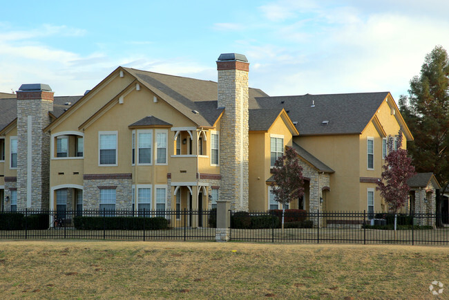 The Mansions At Riverside Tulsa