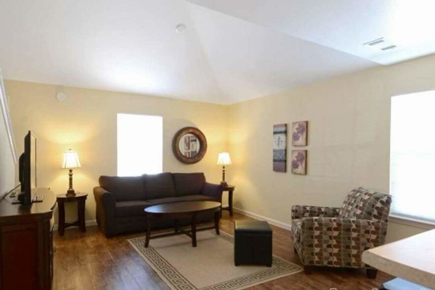 Oak Manor Villas Hobbs Hobbs, NM Apartment Finder