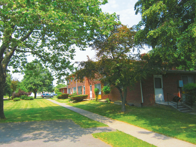 Ellicott Park Townhomes - Buffalo, NY | Apartment Finder